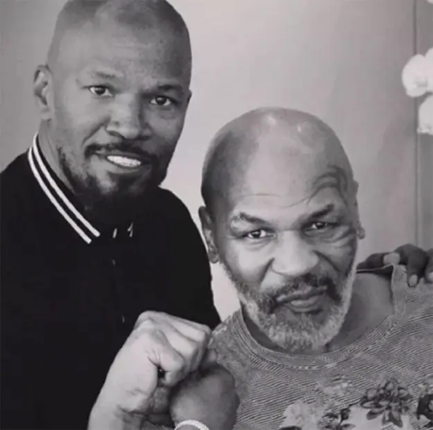 L'attore Jamie Foxx insieme a Mike Tyson in una foto dal profilo Instagram dell'attore. 